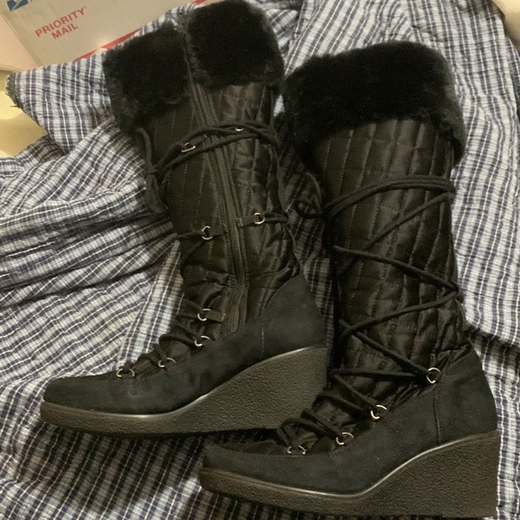 Apt. 9 Quilted/Fur Wedge Boots - Picture 2 of 6